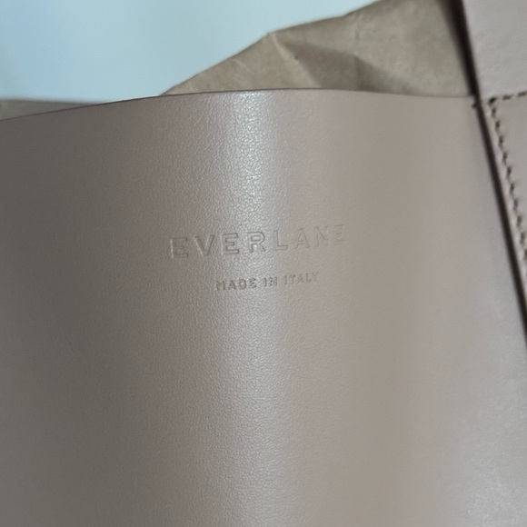 Everlane Day Market Tote in Light Taupe - Picture 6 of 6